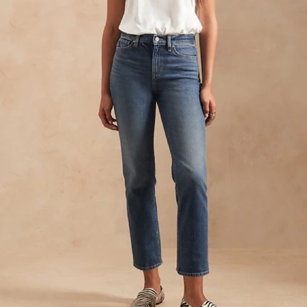 Banana Republic Premium Denim High Rose Straight Jeans Size 26 Brand New
